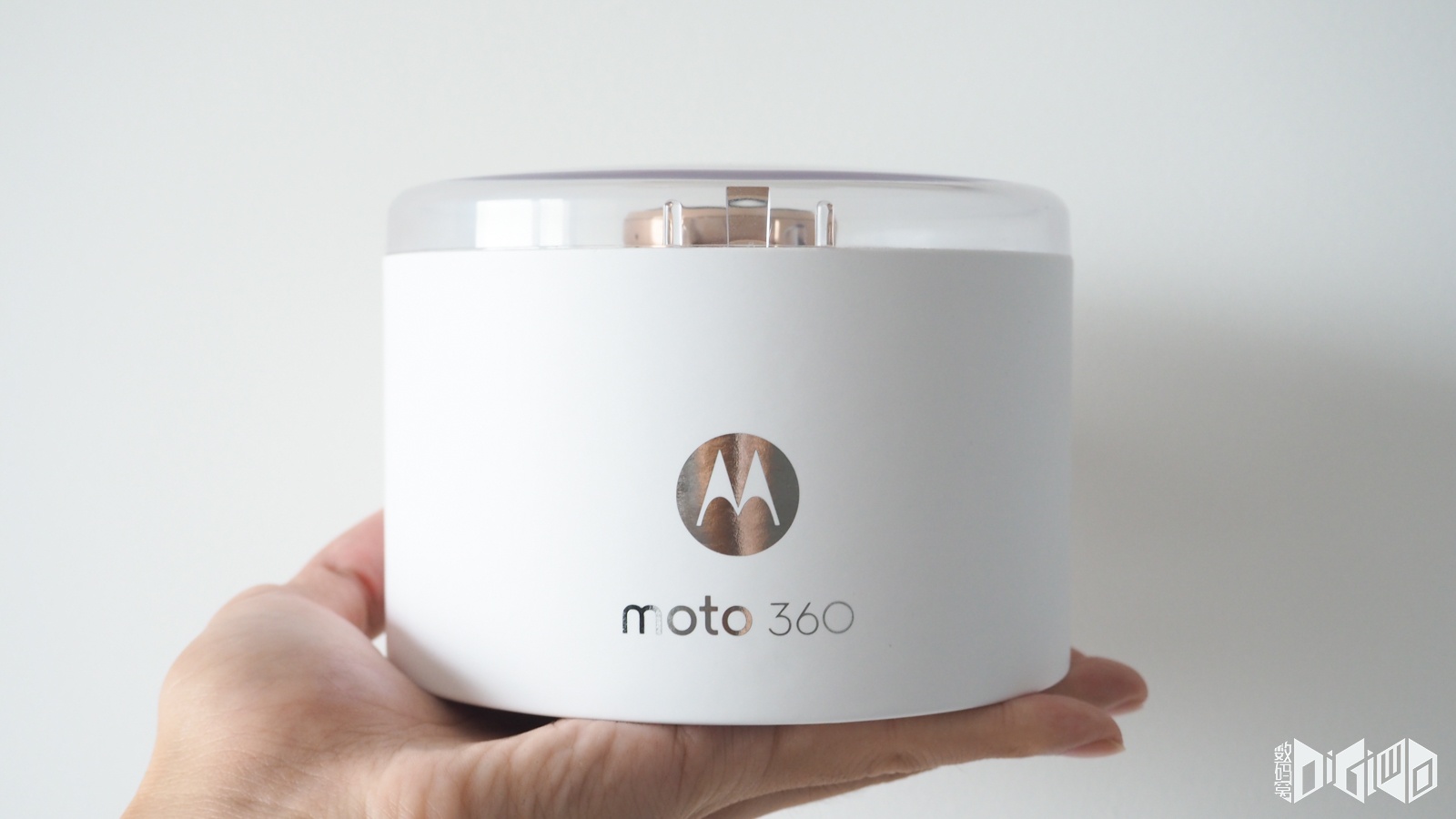 智能腕表也有玫瑰金，Moto 360二代女士款开箱- 数码窝