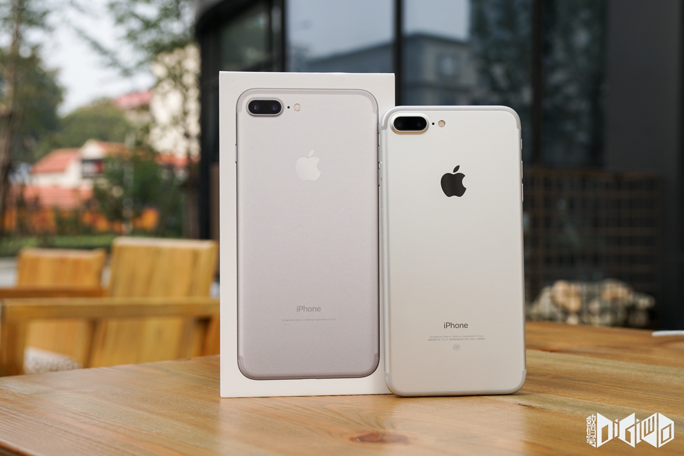Apple iPhone 7 Plus银色开箱，内外皆不同- 数码窝